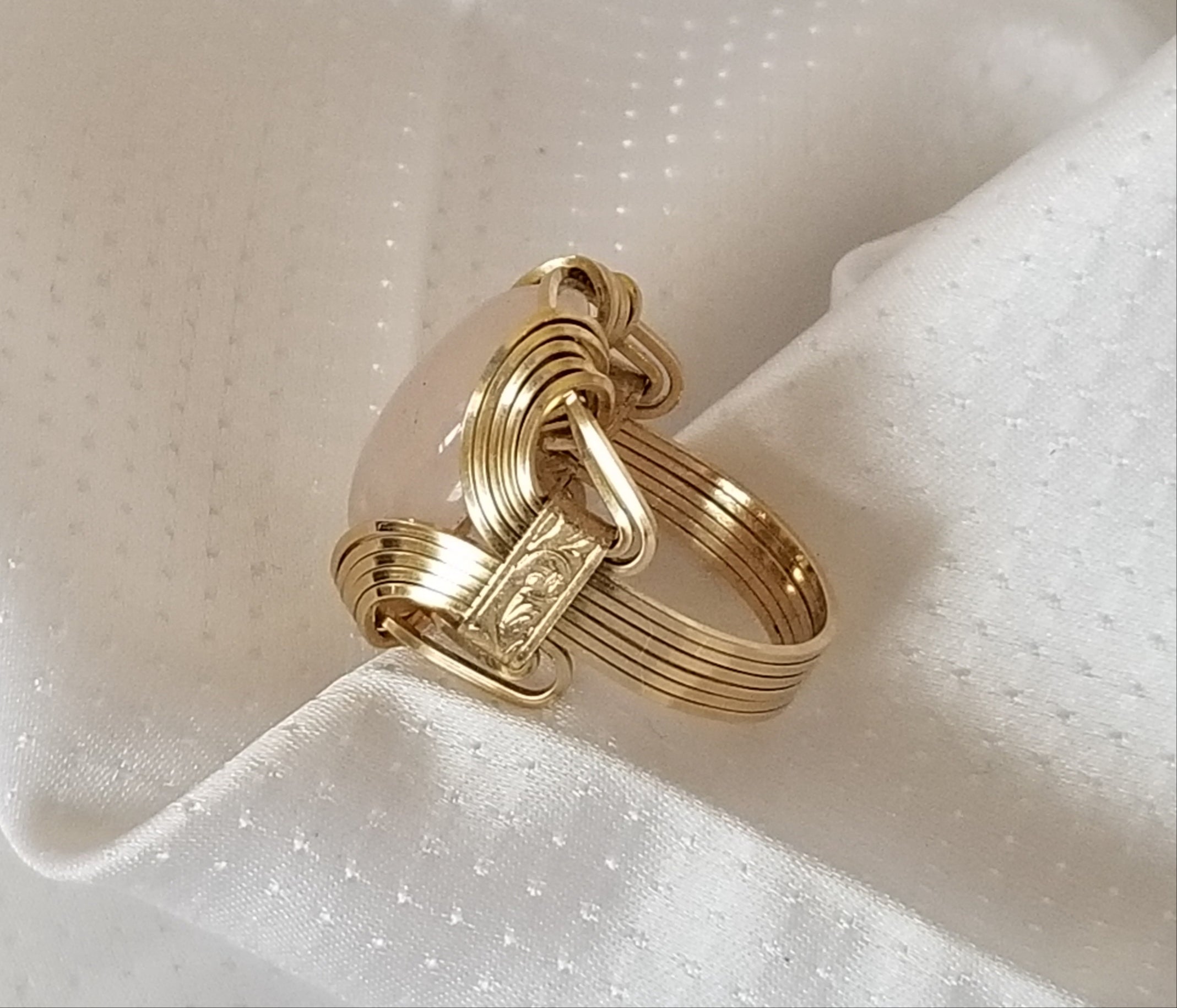 Pharaoh Ring | Brass, Rose Quartz
